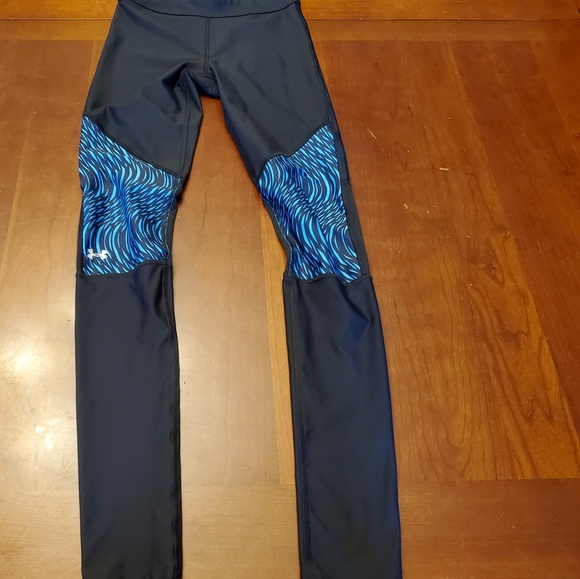 Under Armour tights size XS. - Picture 5 of 6